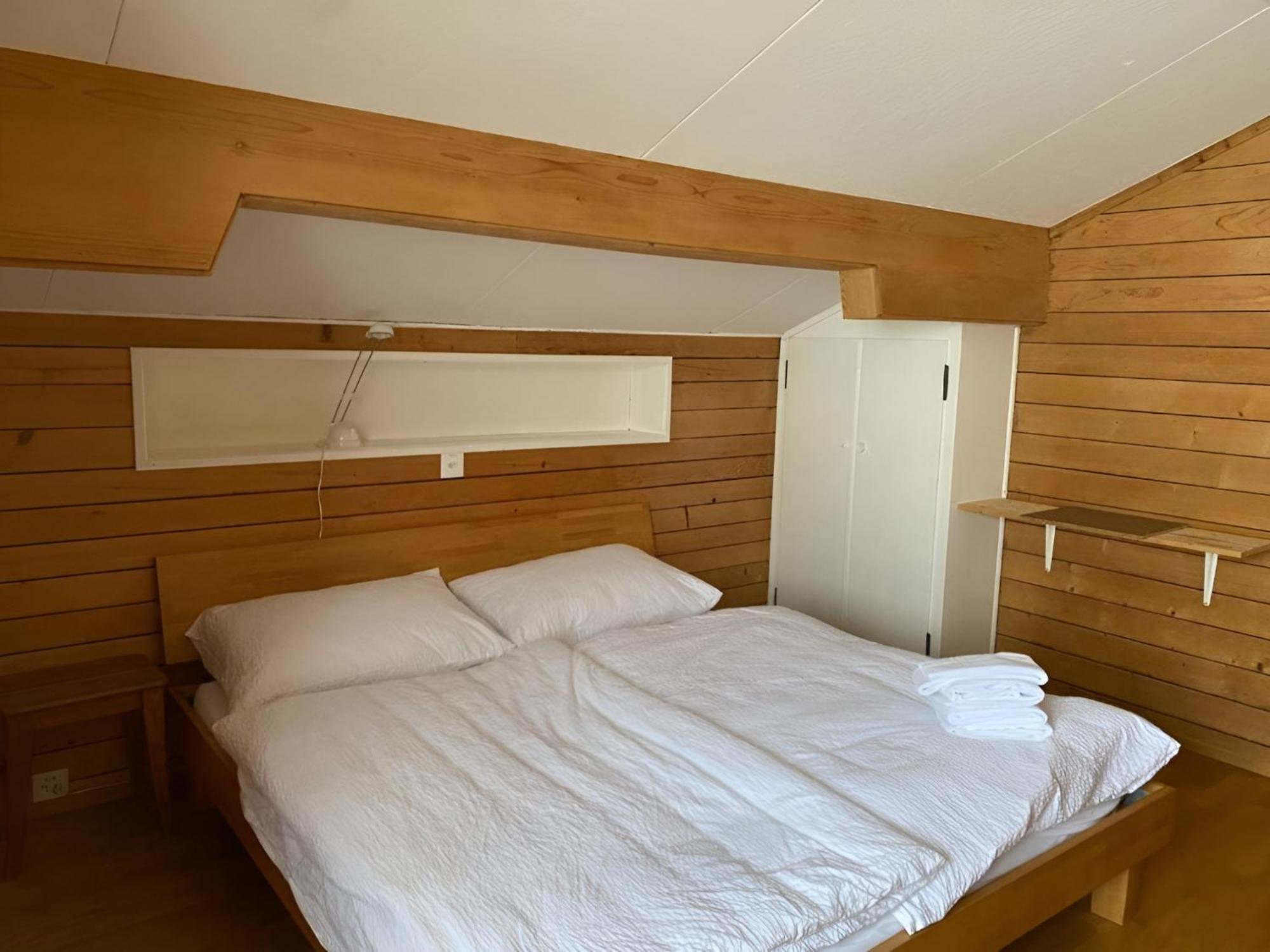 Berghaus Niederhorn Hotel *